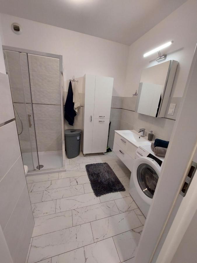 Apartament Podpromie เชชูฟ ภายนอก รูปภาพ